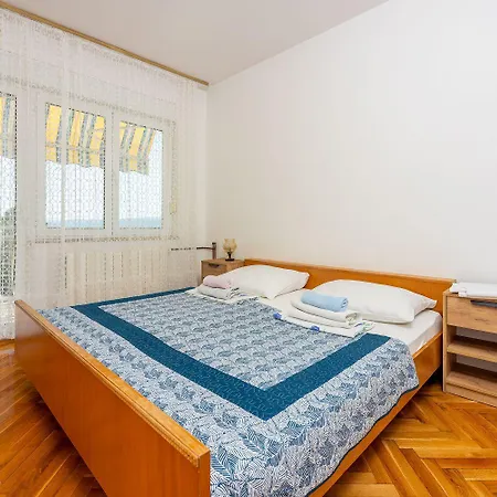 Komfortables Nur 400 Meter Zum Mit Meerblick, Grillbereich, Klima * Crikvenica
