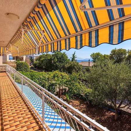 Komfortables Nur 400 Meter Zum Mit Meerblick, Grillbereich, Klima Apartmán