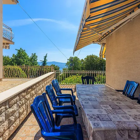 Komfortables Nur 400 Meter Zum Mit Meerblick, Grillbereich, Klima Apartmán Crikvenica