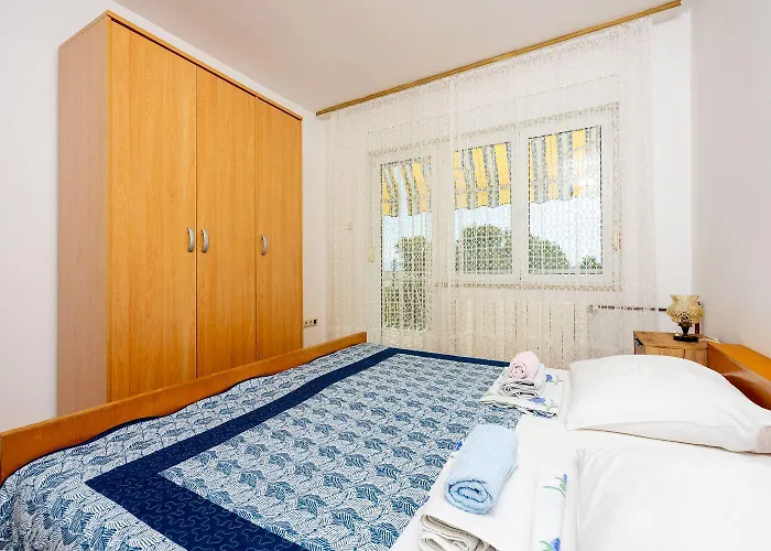 Appartement Komfortables Nur 400 Meter Zum Mit Meerblick, Grillbereich, Klima