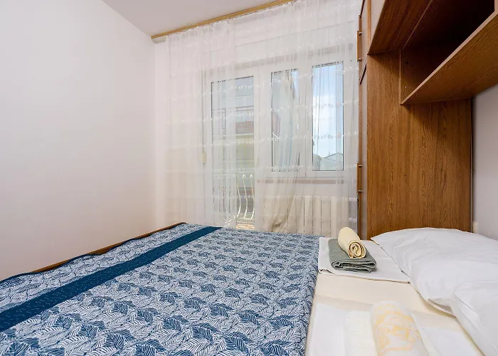 Apartmán Komfortables Nur 400 Meter Zum Mit Meerblick, Grillbereich, Klima Crikvenica