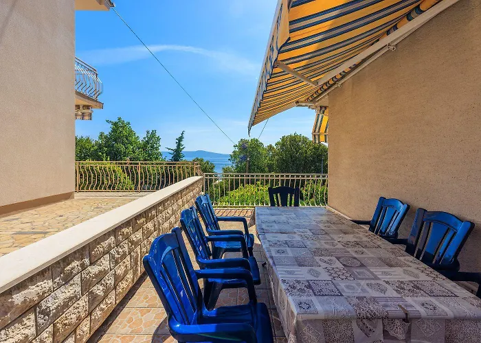 Komfortables Nur 400 Meter Zum Mit Meerblick, Grillbereich, Klima Appartement Crikvenica
